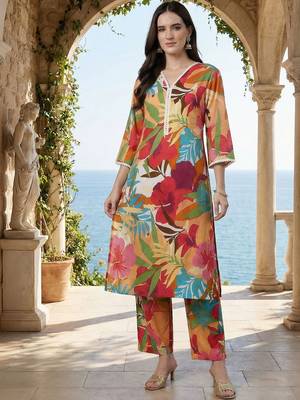Women Floral Printed Regular Pure Cotton Kurta with Trousers 5