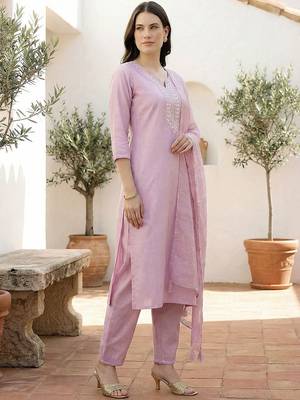 Women Ethnic Motifs Embroidered Regular Mirror Work Liva Kurta with Trousers & With Dupatta 3