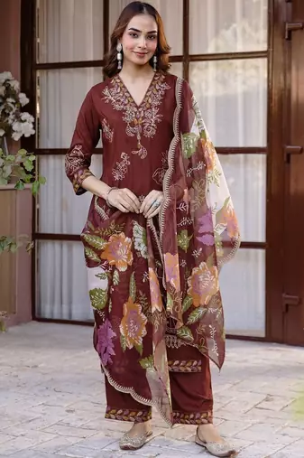Women Ethnic Motifs Embroidered Regular Thread Work Kurta with Trousers & With Dupatta