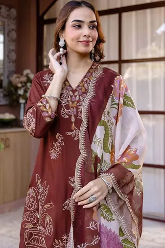 Women Ethnic Motifs Embroidered Regular Thread Work Kurta with Trousers & With Dupatta