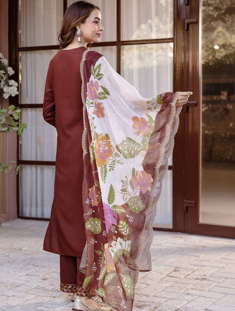 Women Ethnic Motifs Embroidered Regular Thread Work Kurta with Trousers & With Dupatta