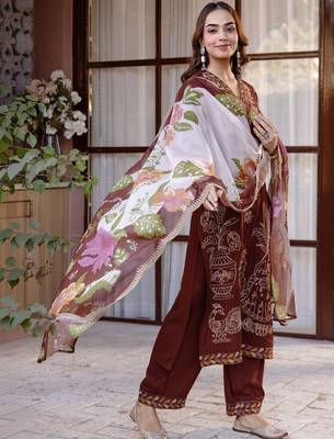 Women Ethnic Motifs Embroidered Regular Thread Work Kurta with Trousers & With Dupatta 6