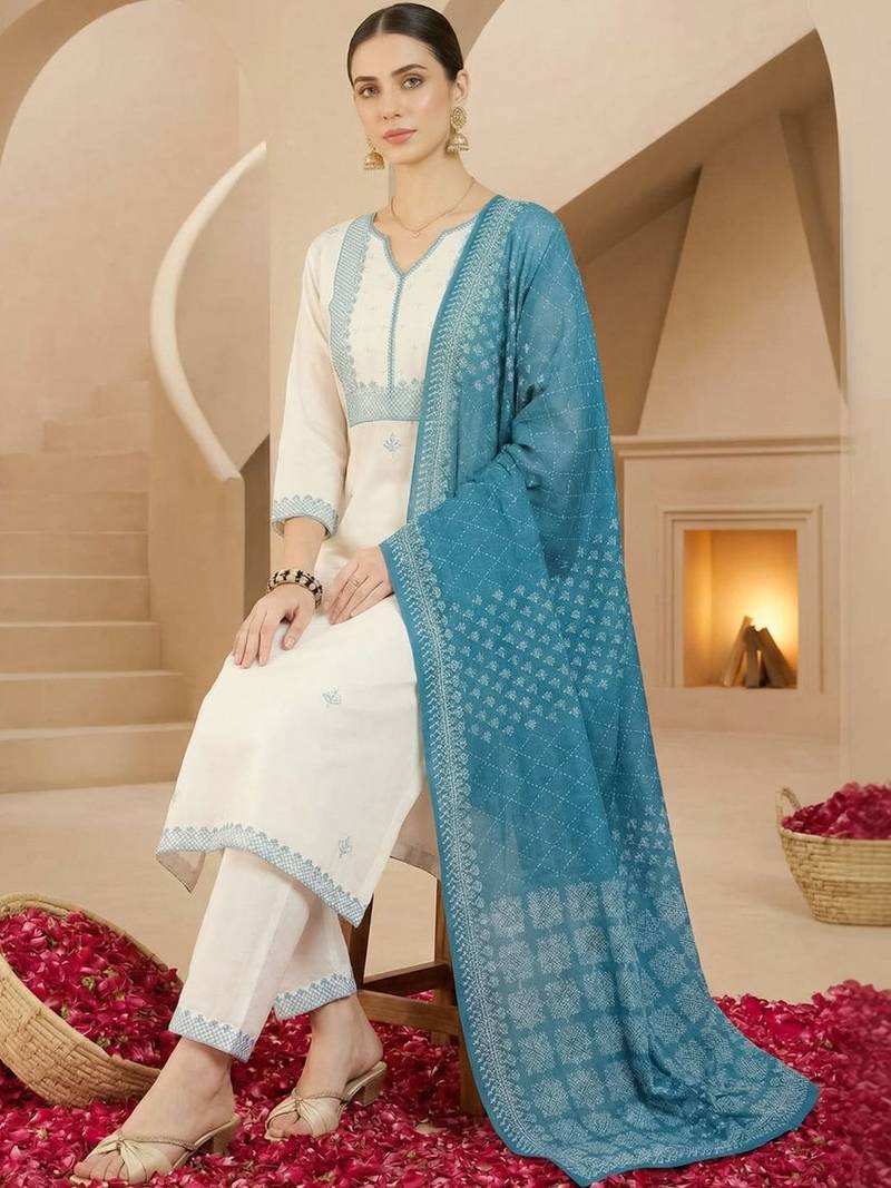 Women Ethnic Motifs Embroidered Regular Thread Work Pure Cotton Kurta with Trousers & With Dupatta