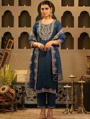 Women Ethnic Motifs Embroidered Regular Thread Work Liva Kurta with Trousers & With Dupatta 1