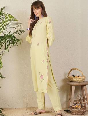 Women Floral Embroidered Regular Beads and Stones Pure Cotton Kurta with Trousers 3