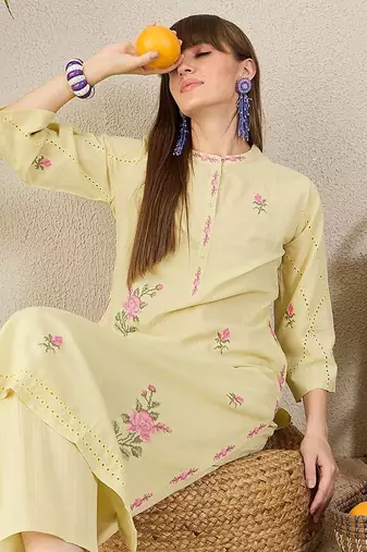 Women Floral Embroidered Regular Beads and Stones Pure Cotton Kurta with Trousers