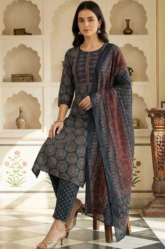Women Ethnic Motifs Printed Regular  Cotton Kurta with Trousers & With Dupatta