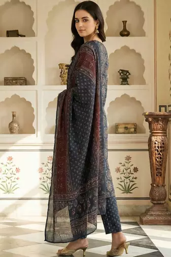 Women Ethnic Motifs Printed Regular Pure Cotton Kurta with Trousers & With Dupatta