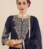 Women Solid Woven Design Kurta with Pyjama & Dupatta