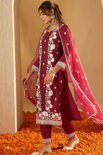 Floral Embroidered Straight Thread Work Kurta with Trousers & Dupatta