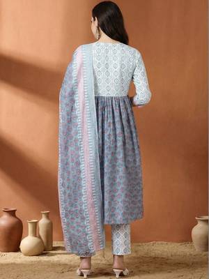 Women Ethnic Motifs Printed Panelled Pure Cotton Kurta with Trousers & With Dupatta 3