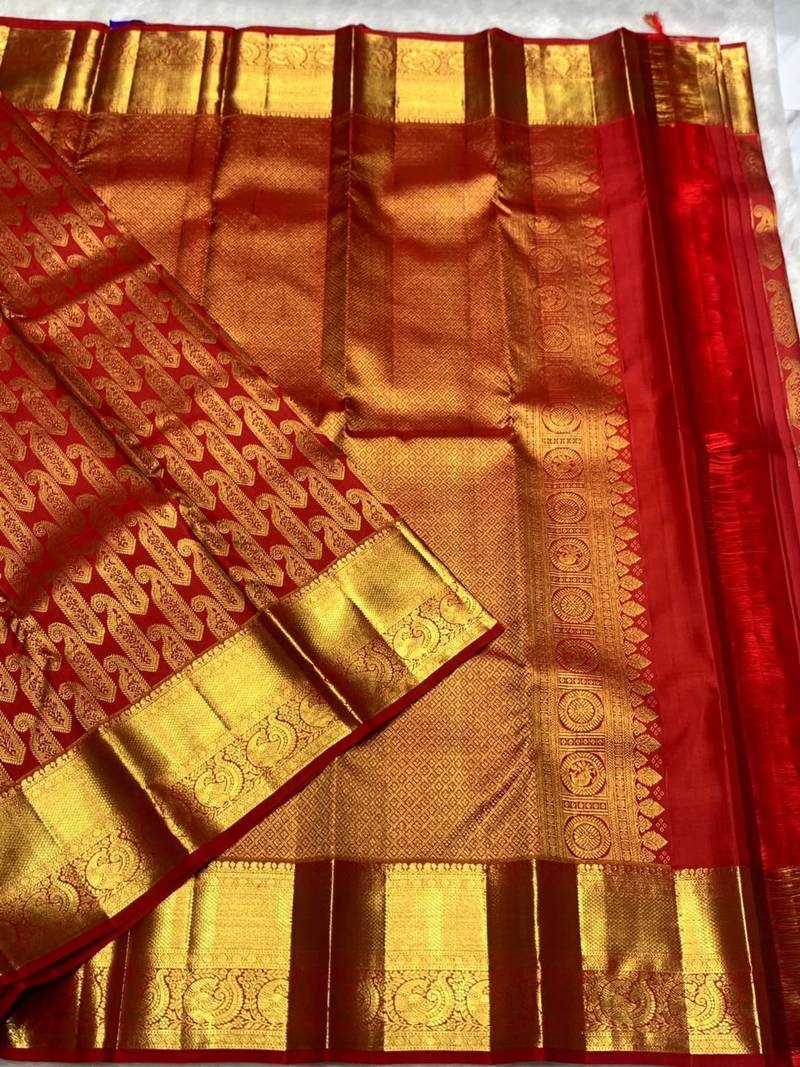 Red color art silk blend sarees with blouse