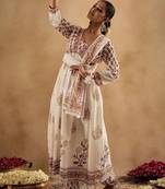 Women Floral Printed Empire Pure Cotton Kurta with Trousers & With Dupatta