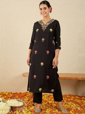 Women Floral Embroidered Kurta with Trousers & Dupatta 6
