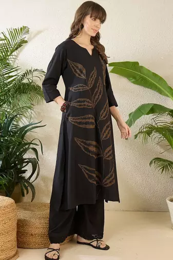 Ethnic Motifs Embroidered Notch Neck Thread Work Pure Cotton Kurta With Palazzos