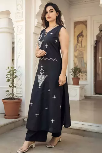 Women Ethnic Motifs Embroidered Cotton A-Line Kurta with Palazzos