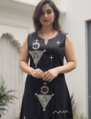 Women Ethnic Motifs Embroidered Cotton A-Line Kurta with Palazzos 2