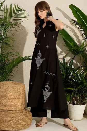 Geometric Embroidered Mandarin Collar Thread Work Pure Cotton Kurta & Palazzo