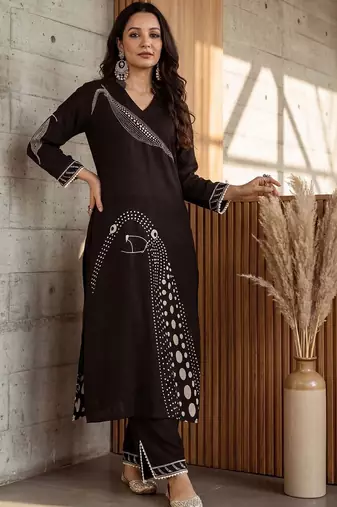 Women Ethnic Motifs Printed Regular Kurta with Trousers