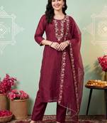 Women Ethnic Motifs Embroidered Regular Thread Work Kurta with Trousers & With Dupatta