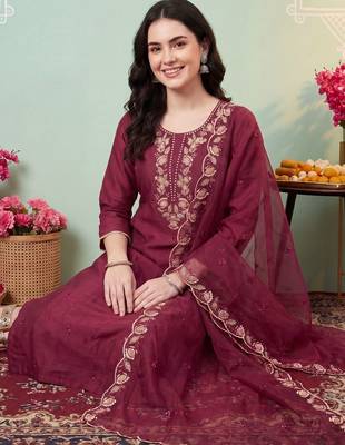 Women Ethnic Motifs Embroidered Regular Thread Work Kurta with Trousers & With Dupatta 2
