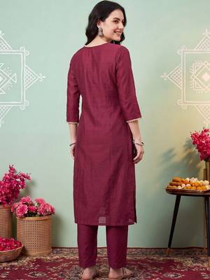 Women Ethnic Motifs Embroidered Regular Thread Work Kurta with Trousers & With Dupatta 3