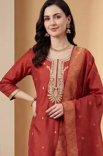 Women Ethnic Motifs Embroidered Regular Thread Work Kurta with Trousers & With Dupatta