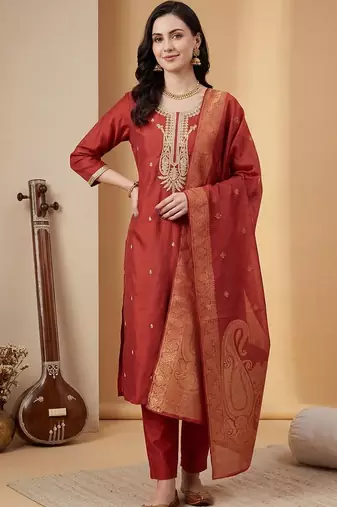 Women Ethnic Motifs Embroidered Regular Thread Work Kurta with Trousers & With Dupatta