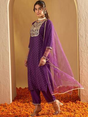 Ethnic Motifs Printed Straight Sequinned Kurta with Trousers & Dupatta 1