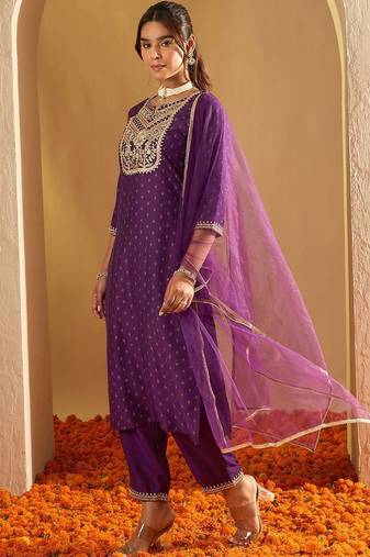Ethnic Motifs Printed Straight Sequinned Kurta with Trousers & Dupatta