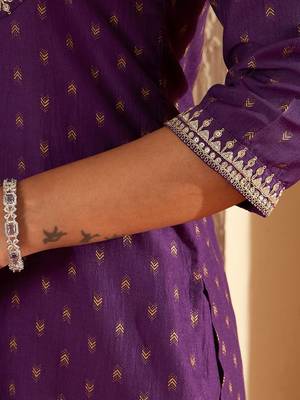 Ethnic Motifs Printed Straight Sequinned Kurta with Trousers & Dupatta 7