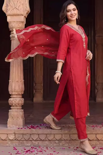 Women Ethnic Motifs Embroidered Regular Thread Work Liva Kurta with Trousers & With Dupatta