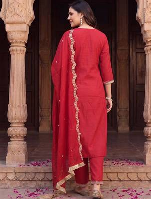 Women Ethnic Motifs Embroidered Regular Thread Work Liva Kurta with Trousers & With Dupatta 4