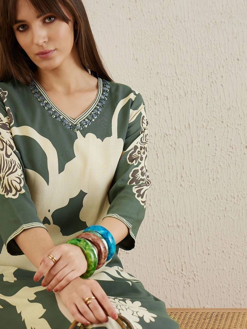 Women Floral Printed Regular Kurta with Patiala