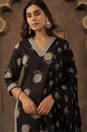 Women Floral Printed Regular Pure Cotton Kurta with Trousers & With Dupatta