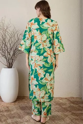 Women Floral Printed Regular Pure Cotton Kurta with Trousers
