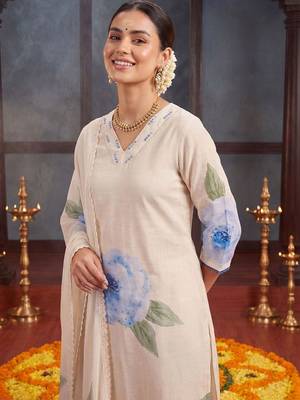 Women Floral Printed Regular Thread Work Linen Kurta with Trousers & With Dupatta 1