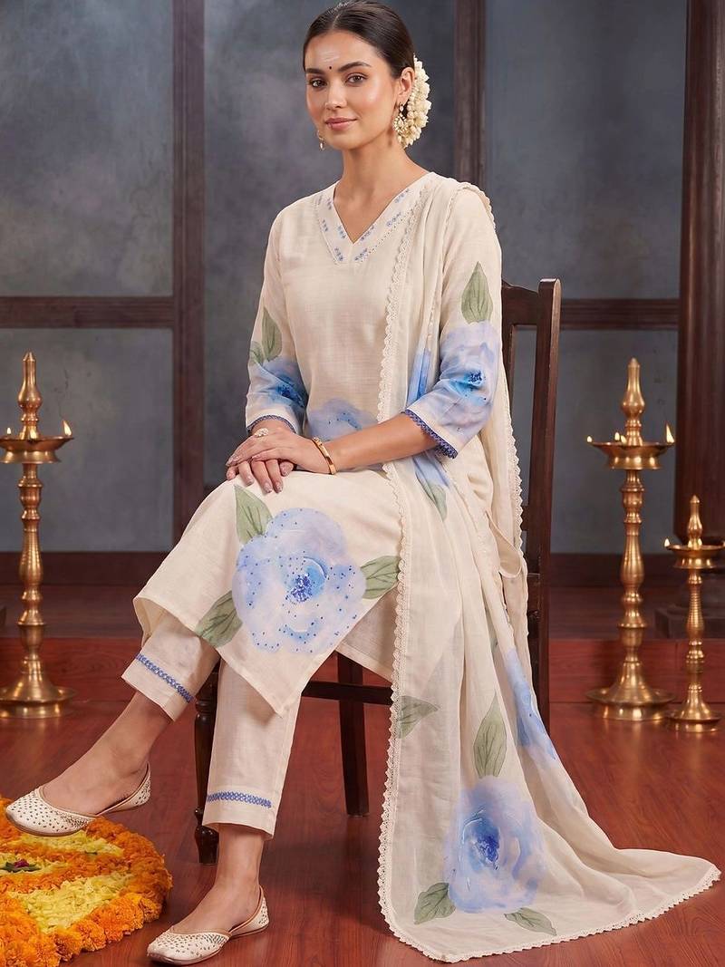 Women Floral Printed Regular Thread Work Linen Kurta with Trousers & With Dupatta