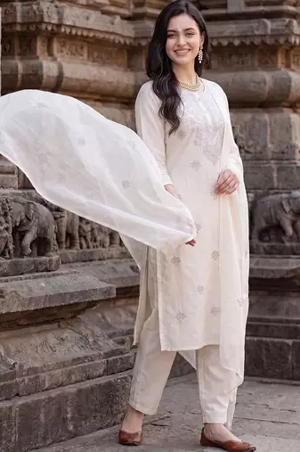 Women Ethnic Motifs Embroidered Regular Thread Work Pure Cotton Kurta with Trousers & With Dupatta