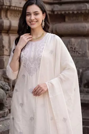Women Ethnic Motifs Embroidered Regular Thread Work Pure Cotton Kurta with Trousers & With Dupatta