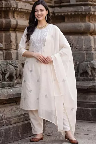 Women Ethnic Motifs Embroidered Regular Thread Work Pure Cotton Kurta with Trousers & With Dupatta