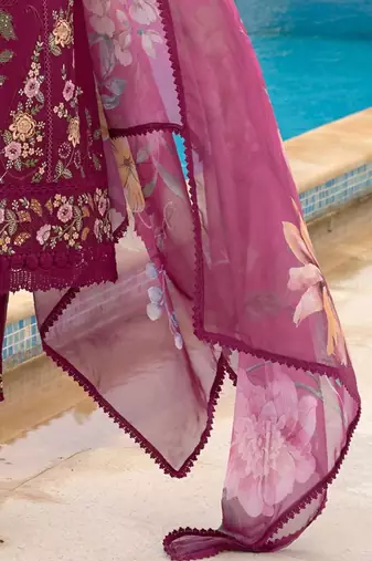 Women Floral Embroidered Regular Thread Work Pure Silk Kurta with Trousers & With Dupatta