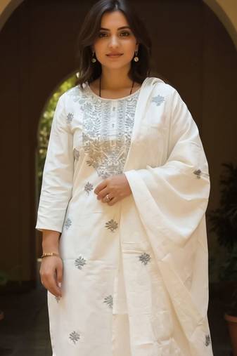 Women Floral Embroidered Round Neck Cotton Kurta with Trousers & Dupatta