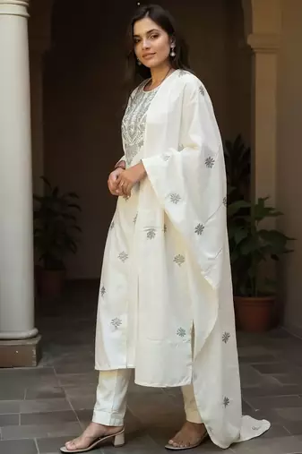 Women Floral Embroidered Round Neck Cotton Kurta with Trousers & Dupatta