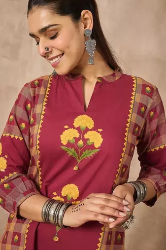 Women Floral Printed Regular Pure Cotton Kurta with Trousers