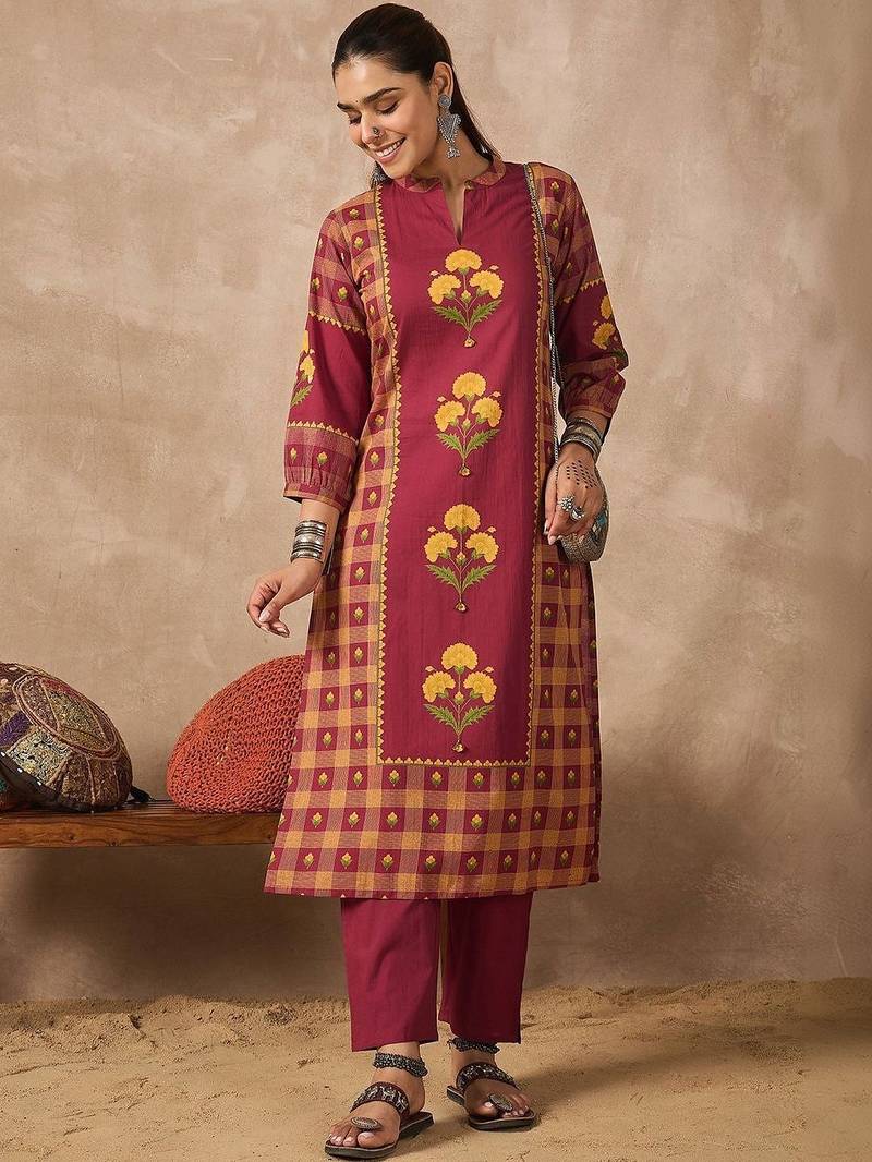 Women Floral Printed Regular Pure Cotton Kurta with Trousers