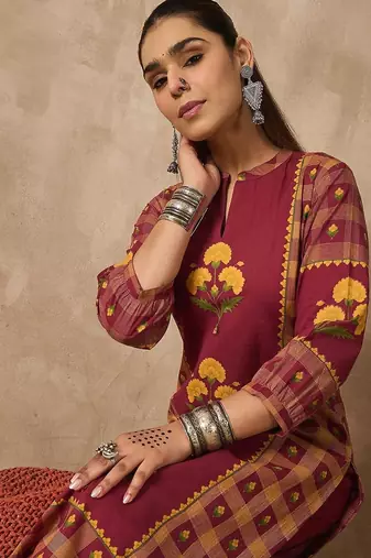Women Floral Printed Regular Pure Cotton Kurta with Trousers