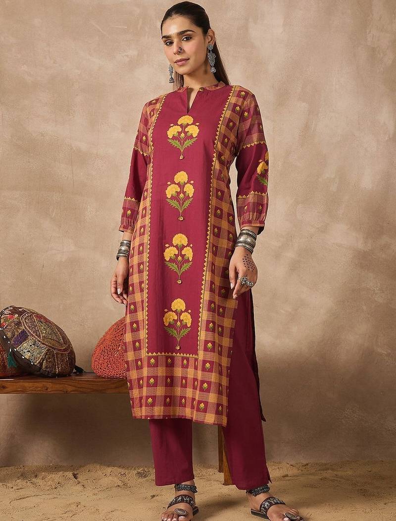 Women Floral Printed Regular Pure Cotton Kurta with Trousers
