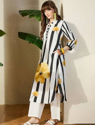 Women Floral Printed Regular Pure Cotton Kurta with Trousers 4