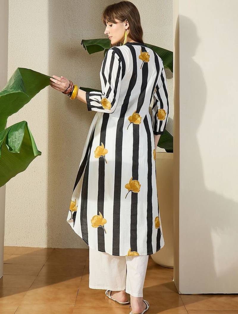 Women Floral Printed Regular Pure Cotton Kurta with Trousers